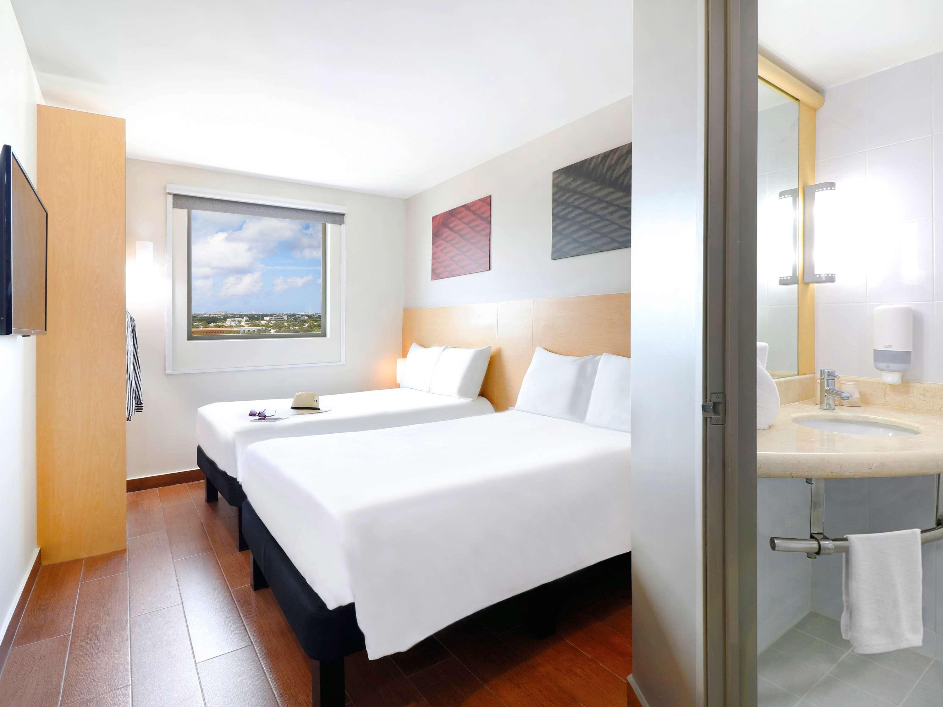 Ibis Cancun Centro Εξωτερικό φωτογραφία