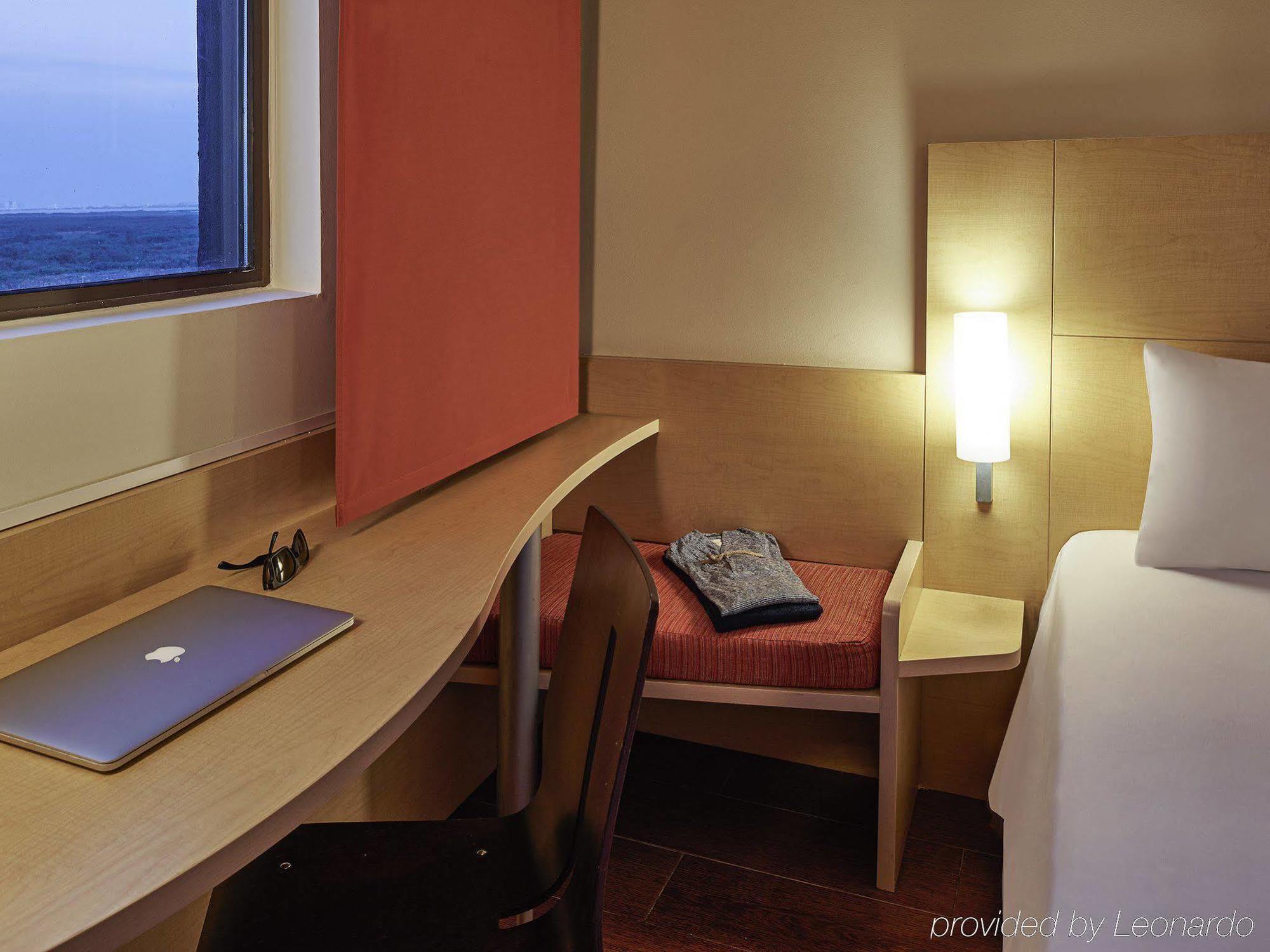 Ibis Cancun Centro Εξωτερικό φωτογραφία